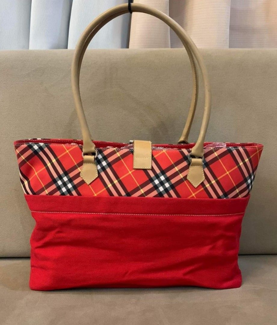 Burberry Canvas Tote Bag, Luxury, Bags & Wallets on Carousell