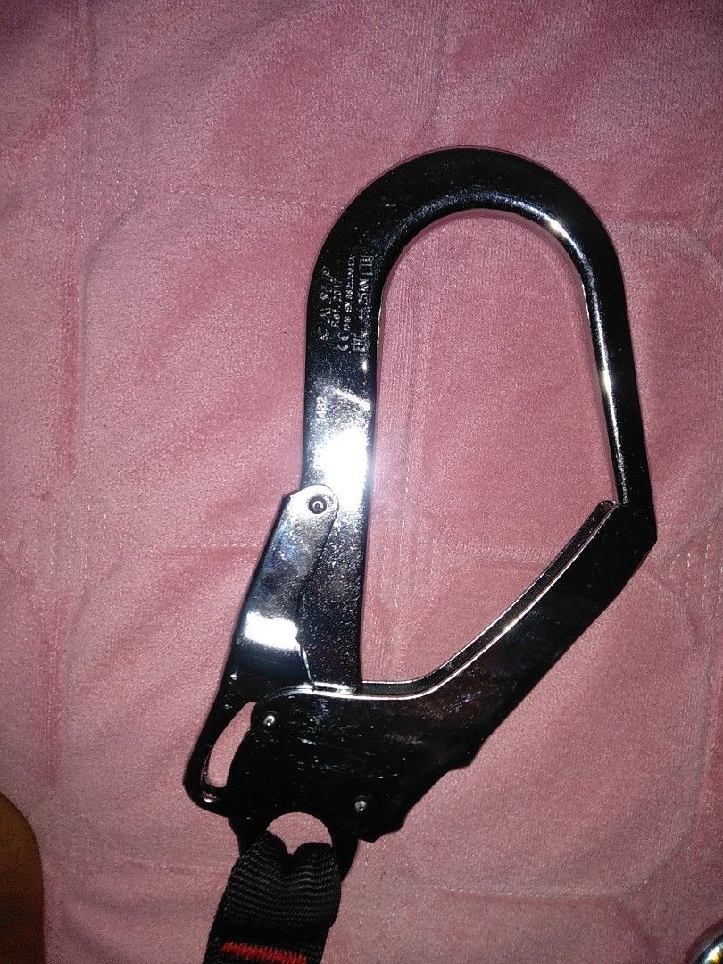 CAMP SAFETY REWIND LANYARD, Men's Fashion, Activewear on Carousell