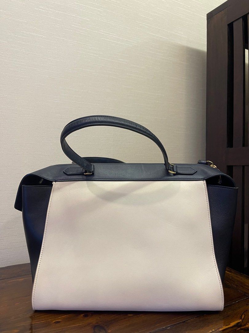 White ring hotsell bag