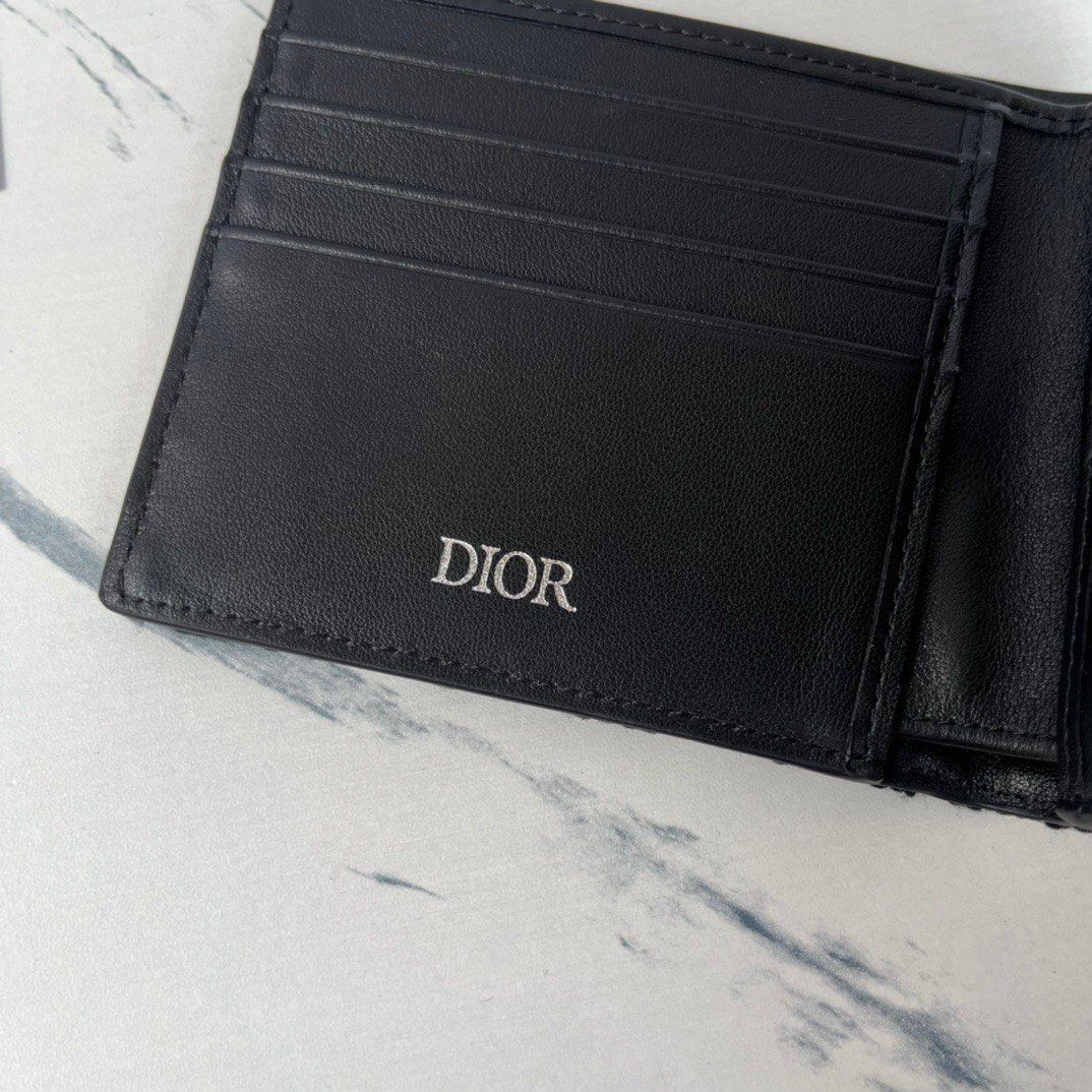 Christian Dior CD Diamond Wallet with Bill Clip, Black