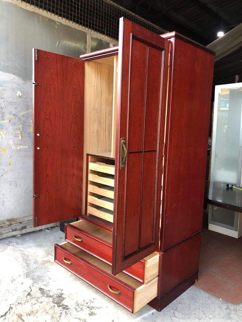 Classic wooden wardrobe closet 2 pullout drawers 5 pullout clothes