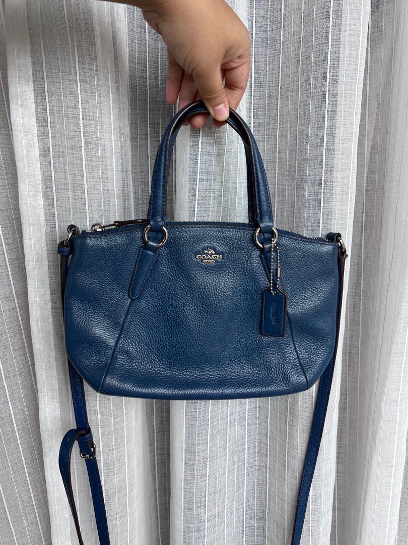 Coach deals mini kelsey