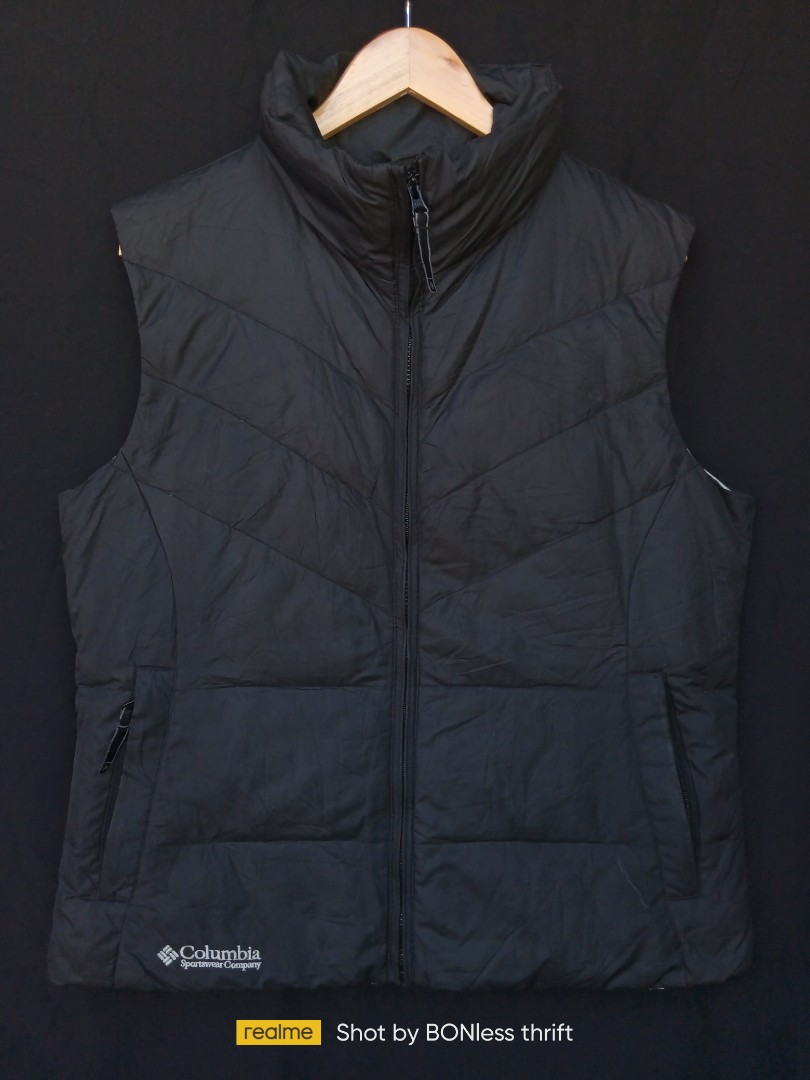 Columbia Puffer Vest, Men's Fashion, Tops & Sets, Vests on Carousell