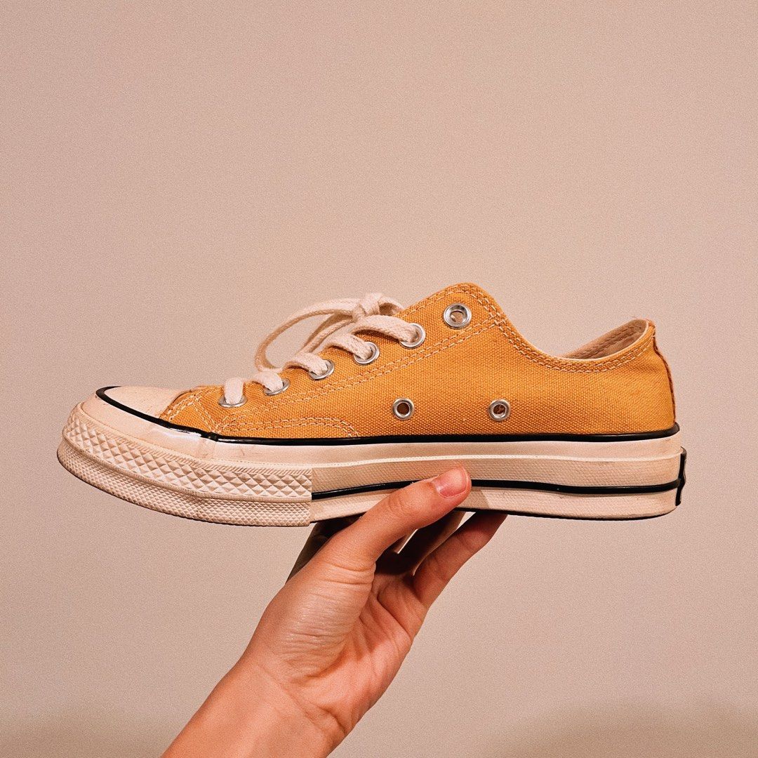 Yellow converse cheap low