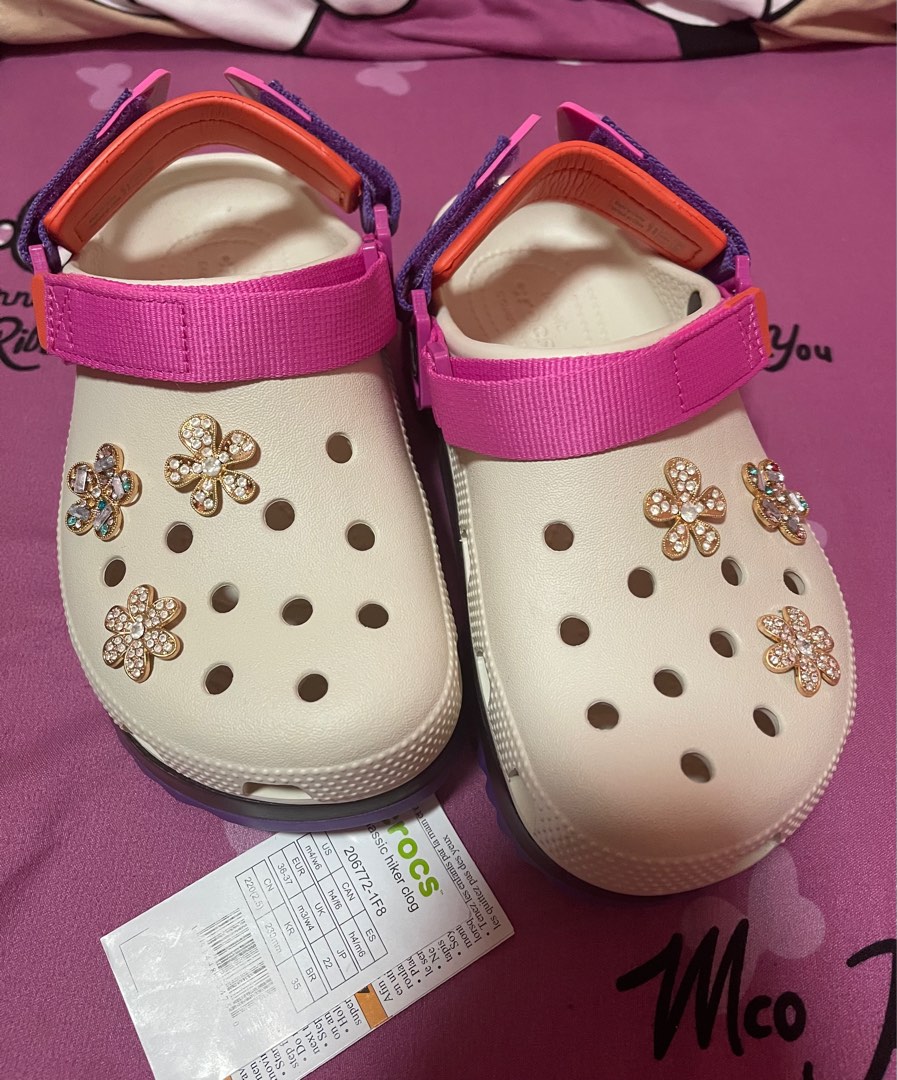 Crocs classic Hiker Clog Stuco Multi /Roomy Fit. w6 size can Fit to w7 ...