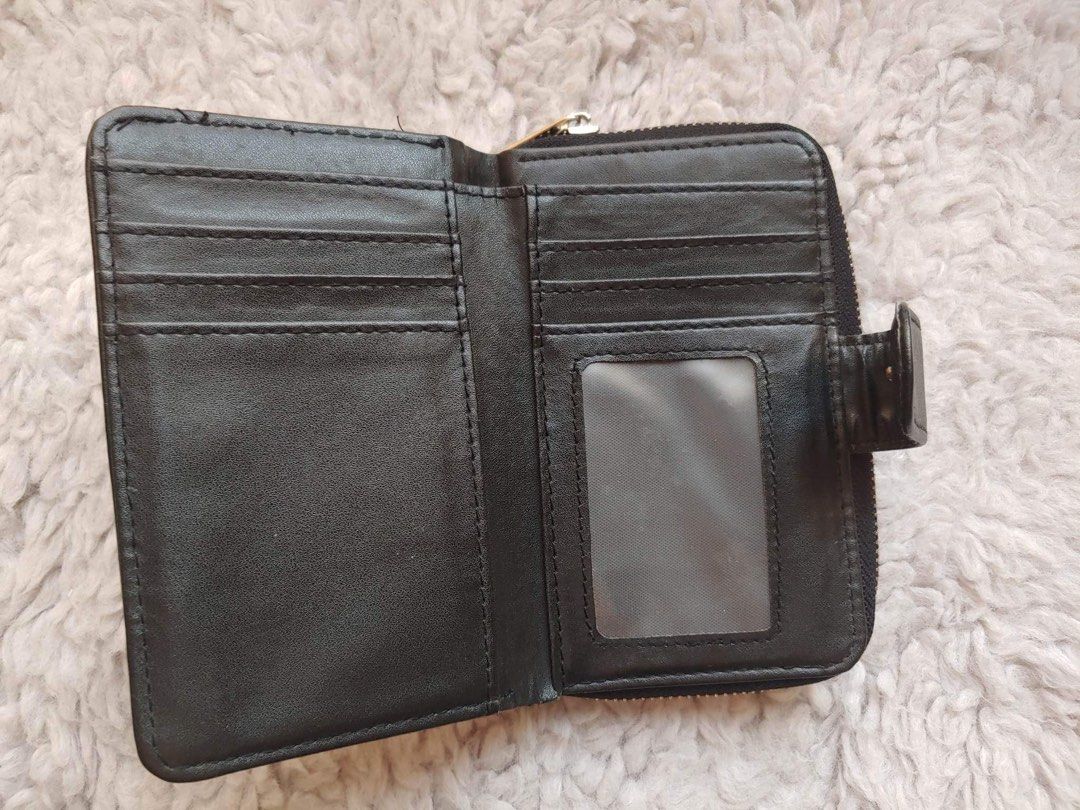 David Jones Short compact wallet, Women's Fashion, Bags & Wallets