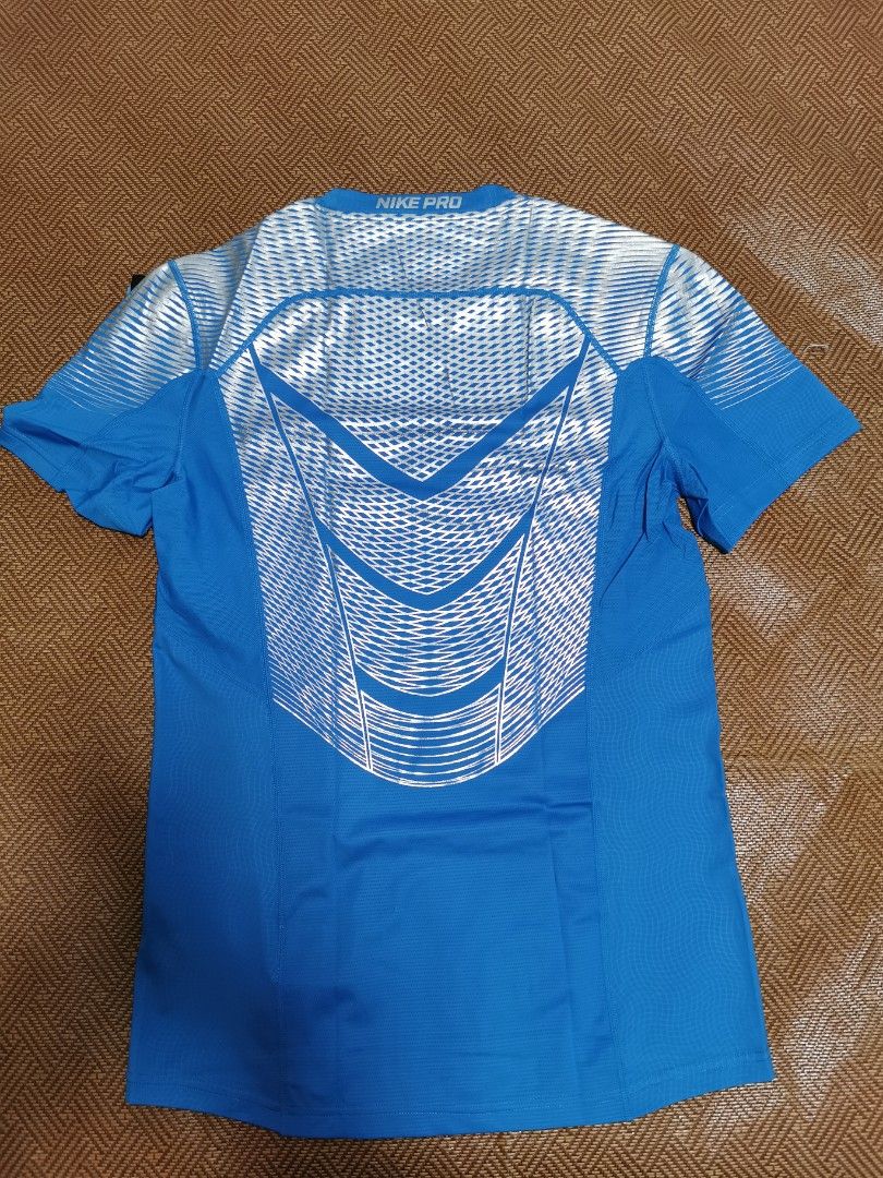 nike pro hypercool shirt
