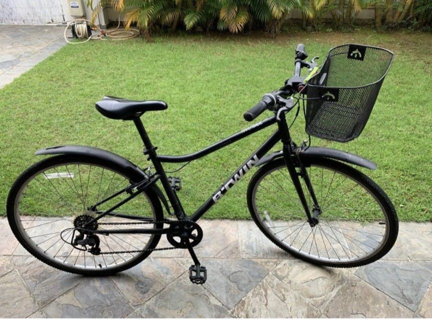 Decathlon riverside 100 size S Sports Equipment Bicycles Parts Bicycles on Carousell