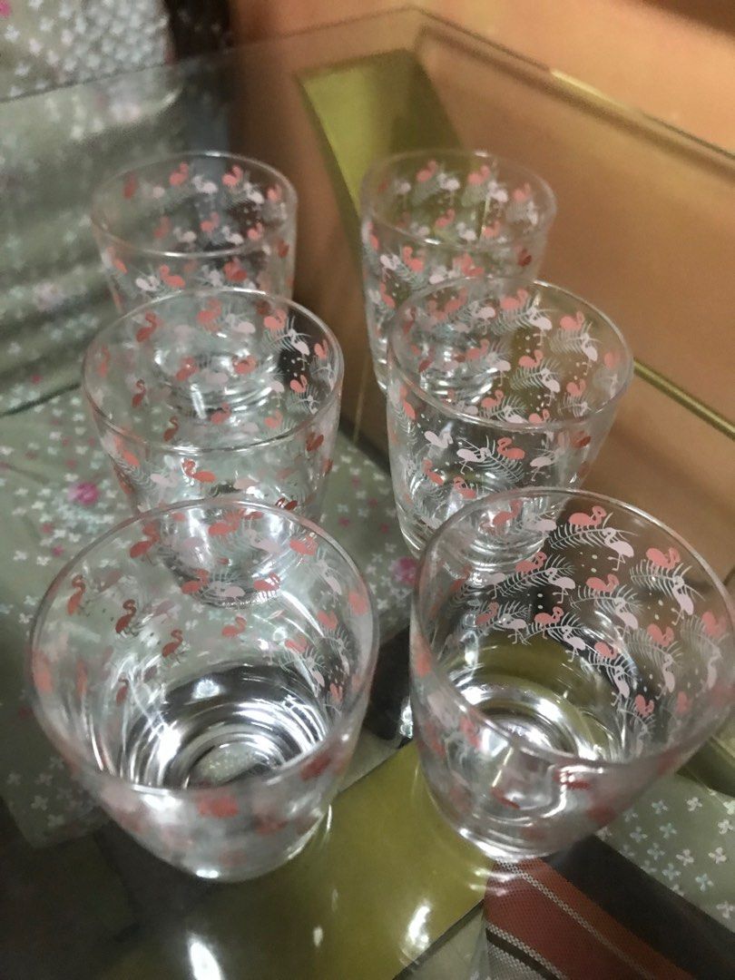 6 pcs Drinking glasses with design (Category: Dinnerware & Cutlery) located in Antipolo. Submitted by ynut143 (Listing ID 1211376996, Image 1). Description: 6 pieces No damage All good.