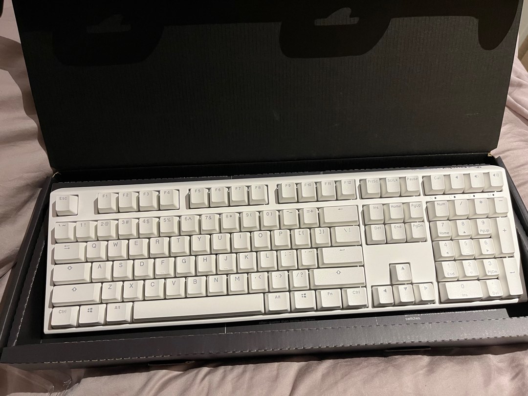 Ducky one 3 full size mechanical keyboard WHITE / WHITEBLUE