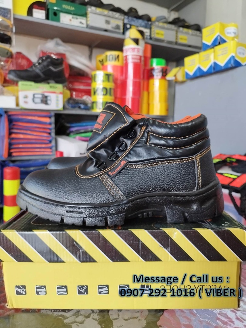 FORKLIFT Highcut safety shoes 875, Men's Fashion, Footwear, Casual
