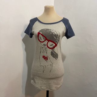 Genevieve gozum graphic shirt