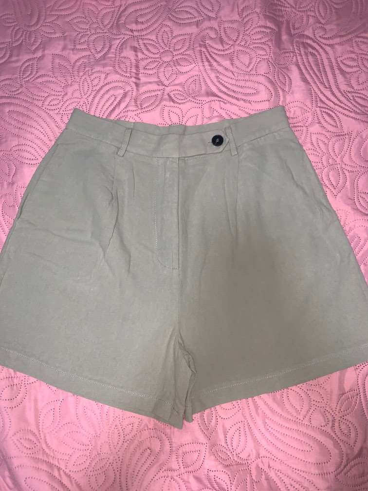 Green linen shorts, Women's Fashion, Bottoms, Shorts on Carousell