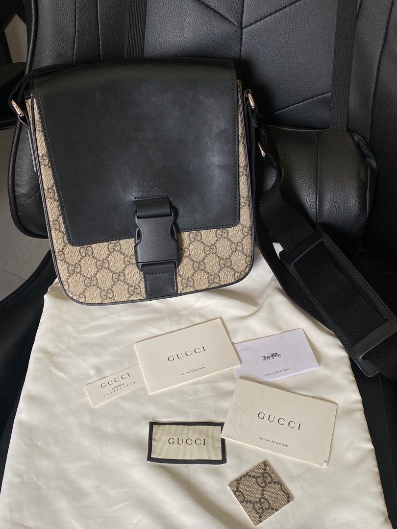 Gucci sales bag buckle