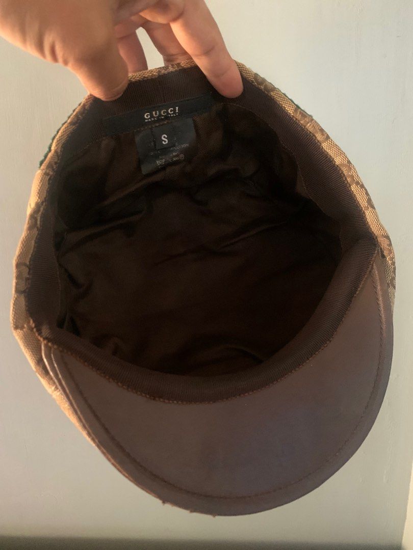 Gucci Cherryline beret hat (Category: Luxury Bags & Wallets) located in Binalonan. Submitted by sheenaluxarchive (Listing ID 1211243637, Image 3). Description: Good condition Fits Medium-Large.
