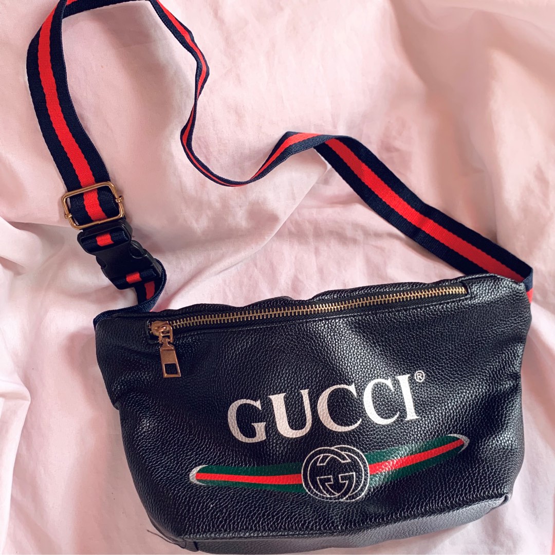 Guccii Crossbody Belt bag in Black, Women's Fashion, Bags & Wallets
