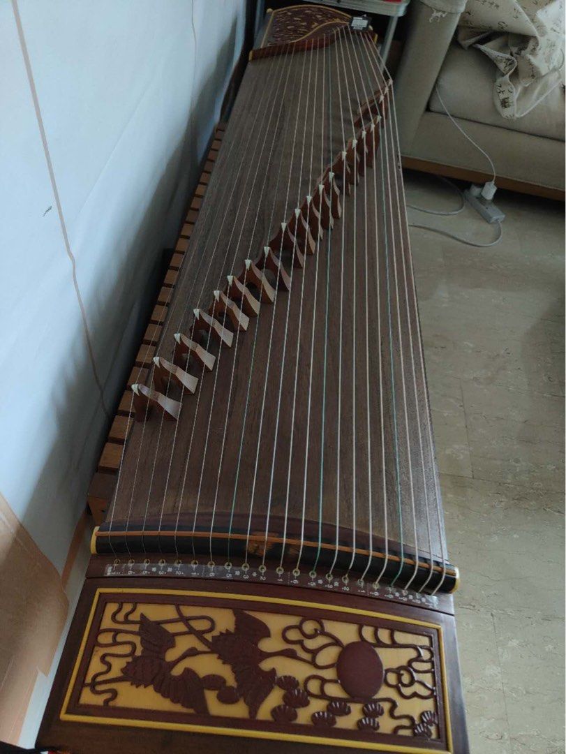 Guzheng, Hobbies & Toys, Music & Media, Musical Instruments on Carousell