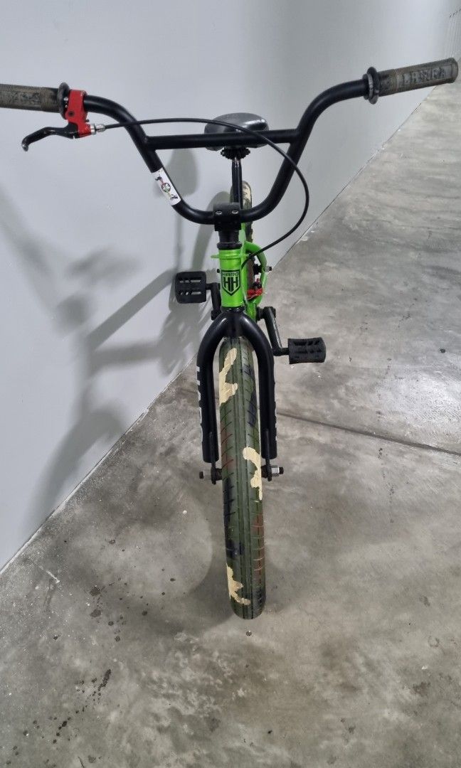 Haro 20.5 bmx shop bike