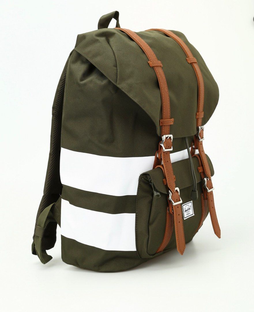 Herschel Little America Backpack in Forest Green Men s Fashion Bags Backpacks on Carousell