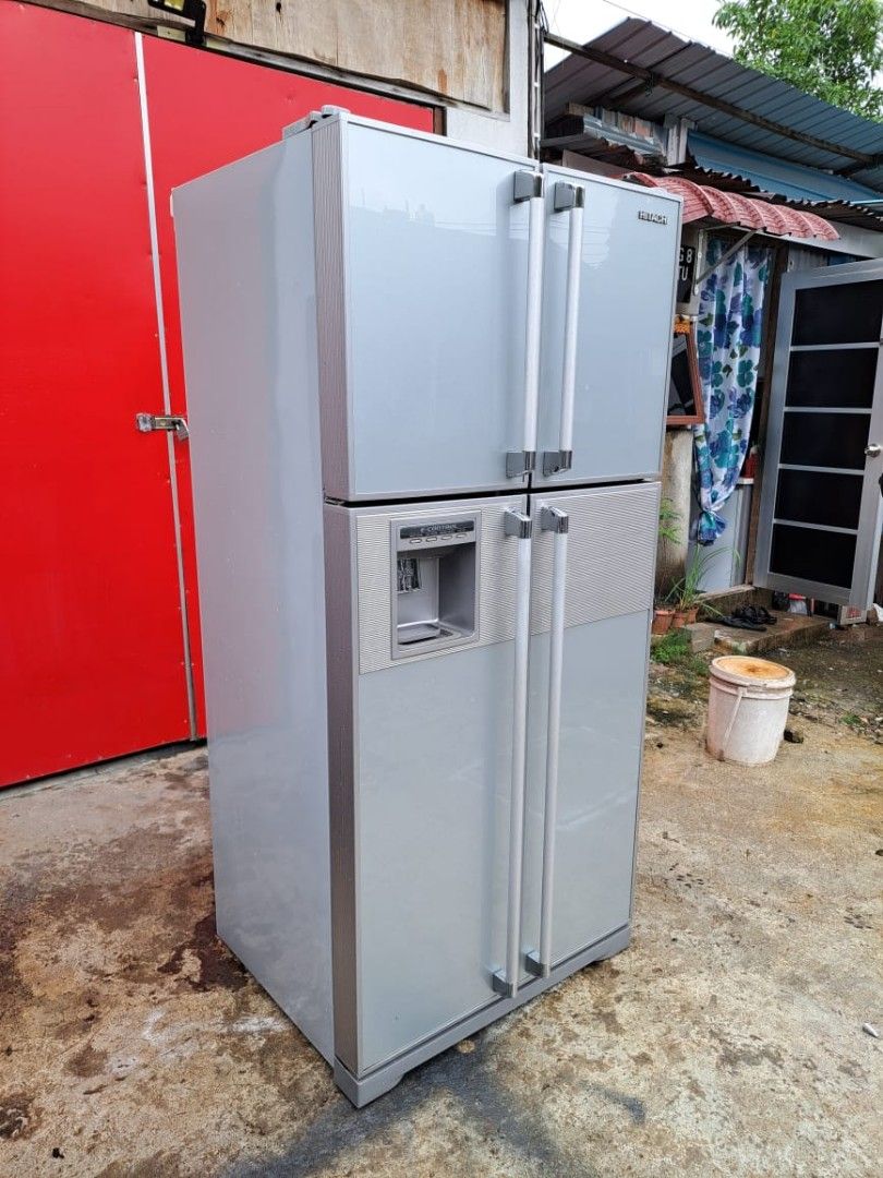 HITACHI SIDE BY SIDE AUTO ICE MAKER WATER DISPENSER 550 LITER