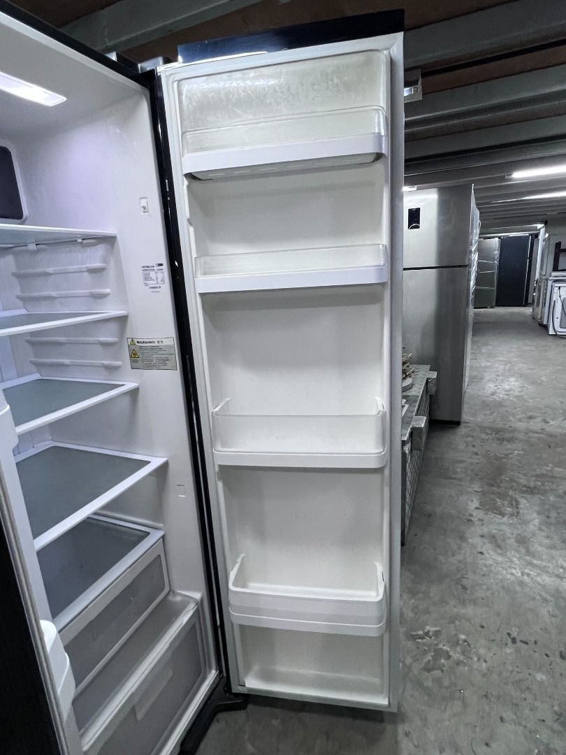 HITACHI side by side Fridge 605L RS700P2MS (92789) Ice maker and water