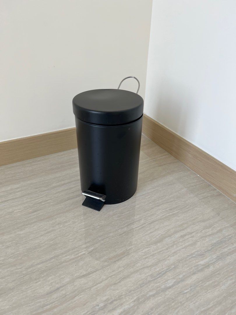 Ikea trash basket, 傢俬＆家居, 浴室、廚房用品配件 Carousell