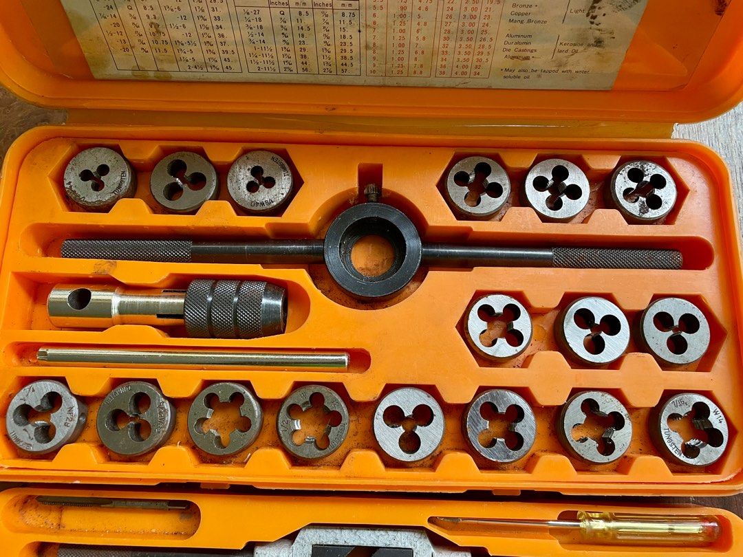Japanese tap hotsell and die set