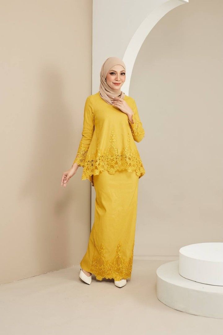 kurung lace, Women's Fashion, Muslimah Fashion, Baju Kurung & sets on  Carousell