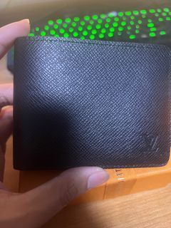 Louis Vuitton Taiga Leather Wallet Black Size 20cm x 10cm x 2cm Free  shipping