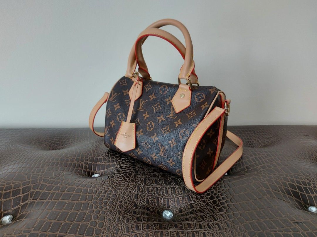 LV SPEEDY 25CM OR 30CM, Women's Fashion, Bags & Wallets, Purses