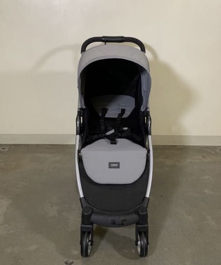 Mamas and Papas Armadillo City 2 Slim Folding Stroller Grey