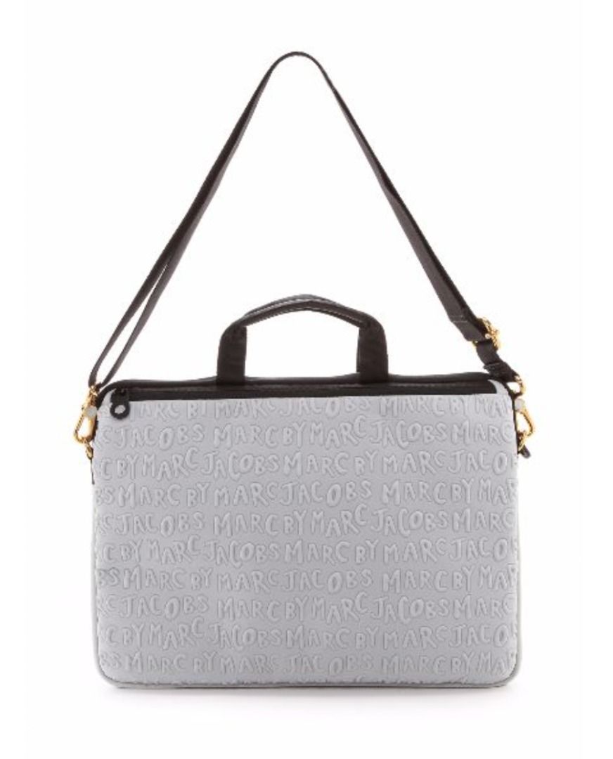 Marc Jacobs MBMJ 15