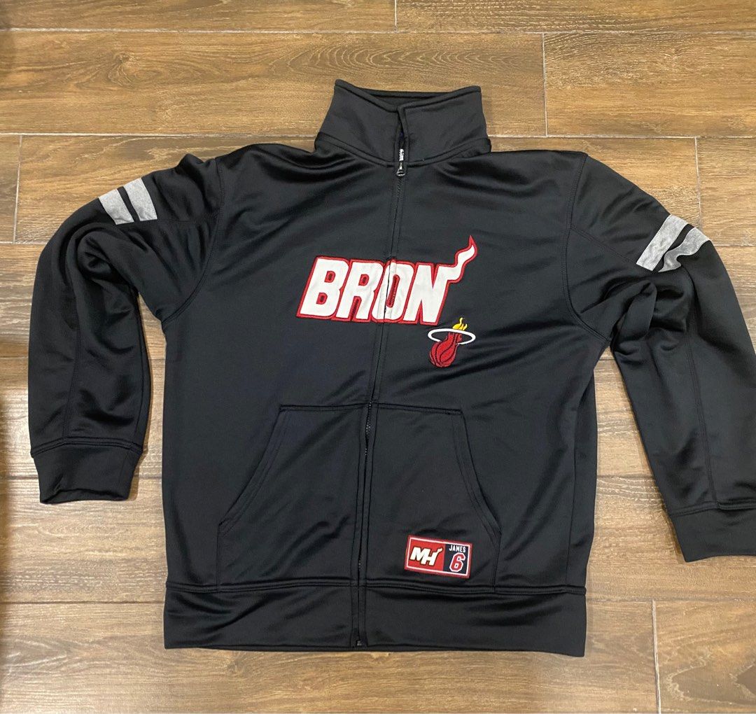 Nike lebron james hoodie jacket, Men's Fashion, Coats, Jackets and  Outerwear on Carousell