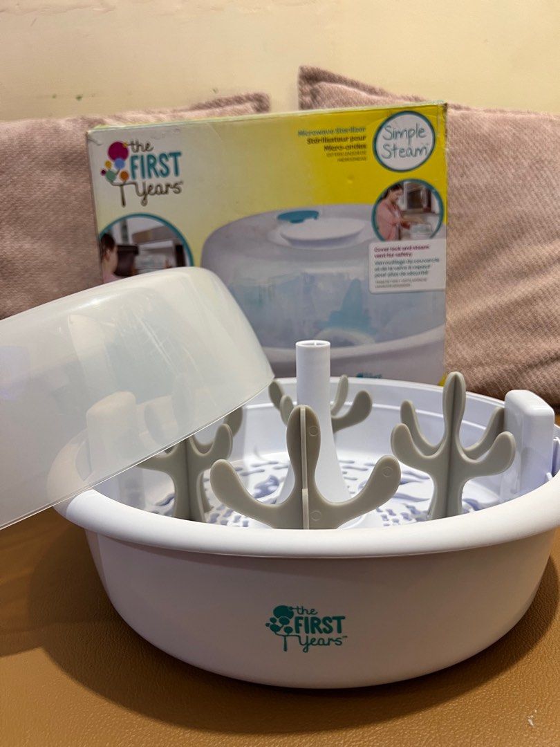 Microwave Sterilizer (Category: Breastfeeding & Bottle Feeding) located in Quezon City. Submitted by aprilising8 (Listing ID 1211320616, Image 2). Description: Microwave Sterilizer Brand: The first years Original Price: $22.99 or 1,200 pesos Never used with box. ‼️SALE PRICE for only 650 pesos‼️ Location: Vito Cruz, Manila or Commonwealth, QC.