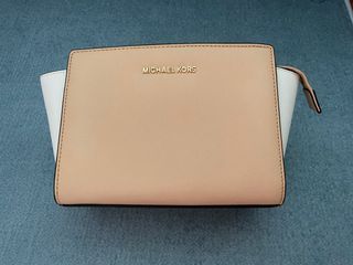 Unboxing Michael Kors Greenwich Medium Studded Saffiano Leather