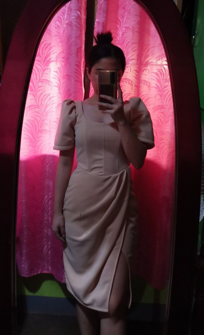 Graduation pictorial dress sales