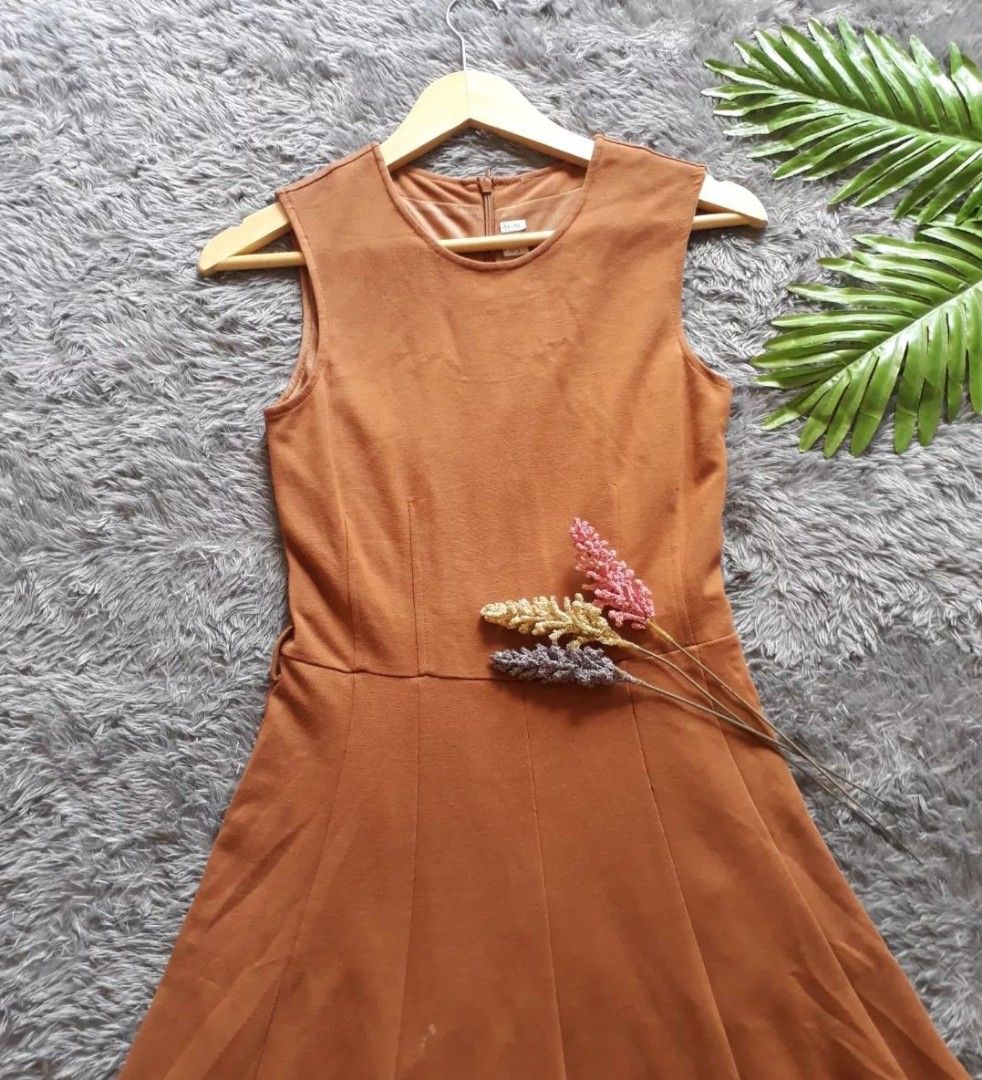 Mustard Korean MIDI dress, Fesyen Wanita, Pakaian Wanita, Gaun & Rok di