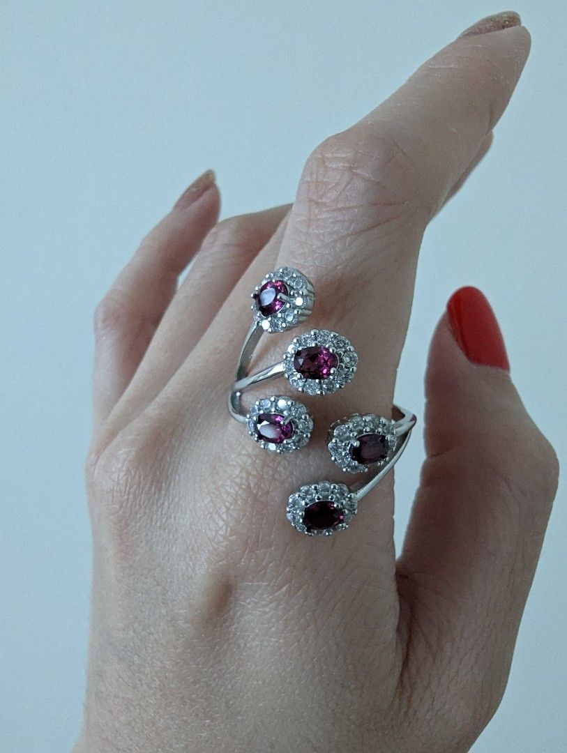 Garnet cocktail ring outlet