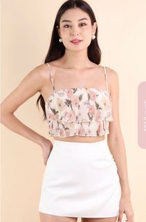 Neonmello VIOLA FLORAL CREPE TOP IN CREAM XS