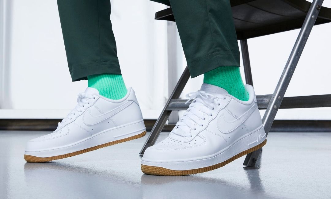 Nike air force gum sole white on sale