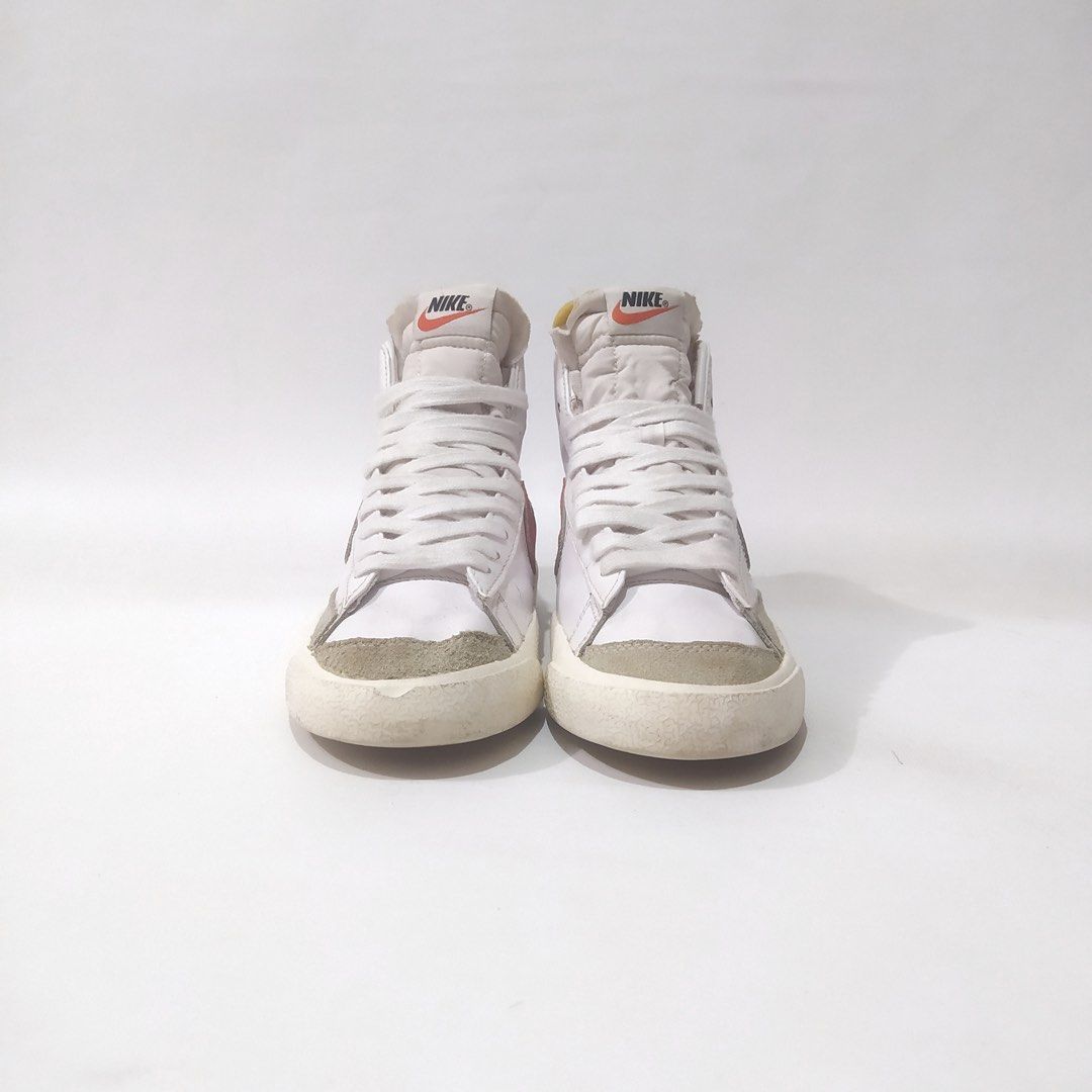 nike blazer white red swoosh