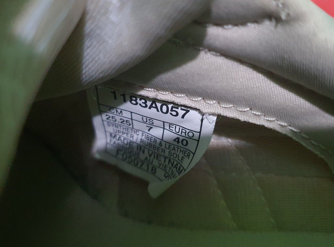 onitsuka serrano slip on