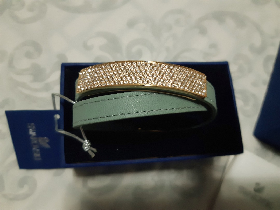 Original Swarovski Vio Cielo mint green wrap bracelet, Women's Fashion