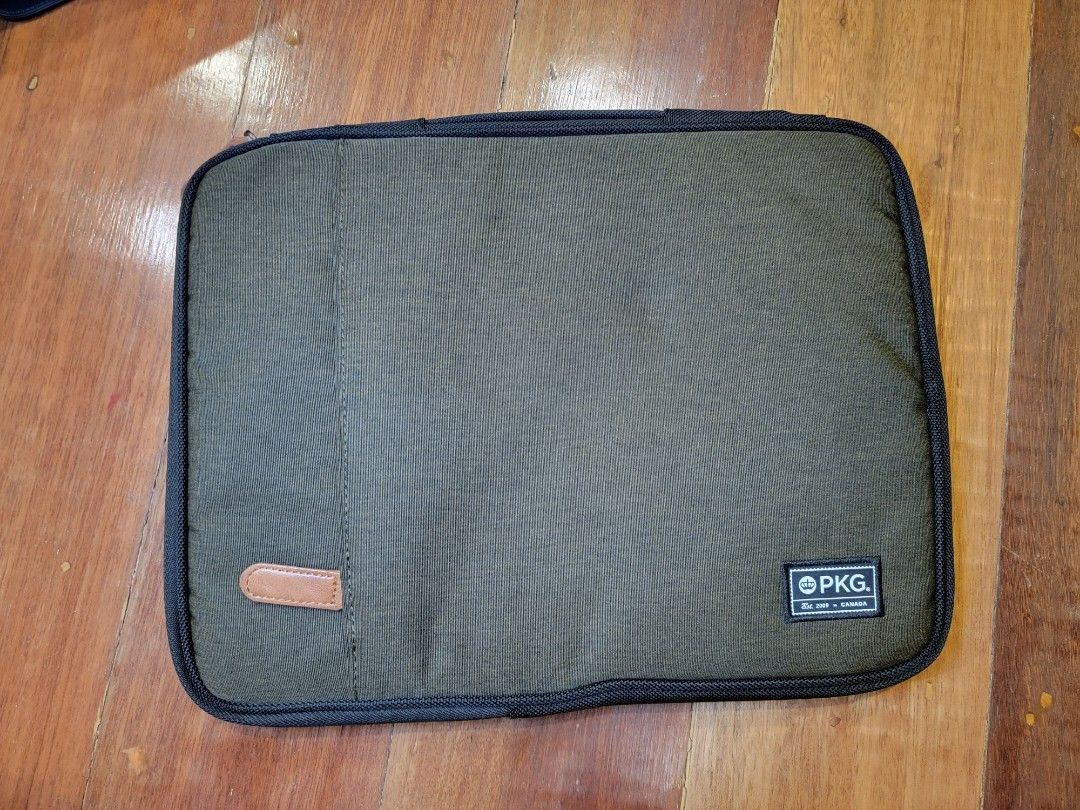 Pkg - Sleeve for Up to 14 Laptop - Evergreen