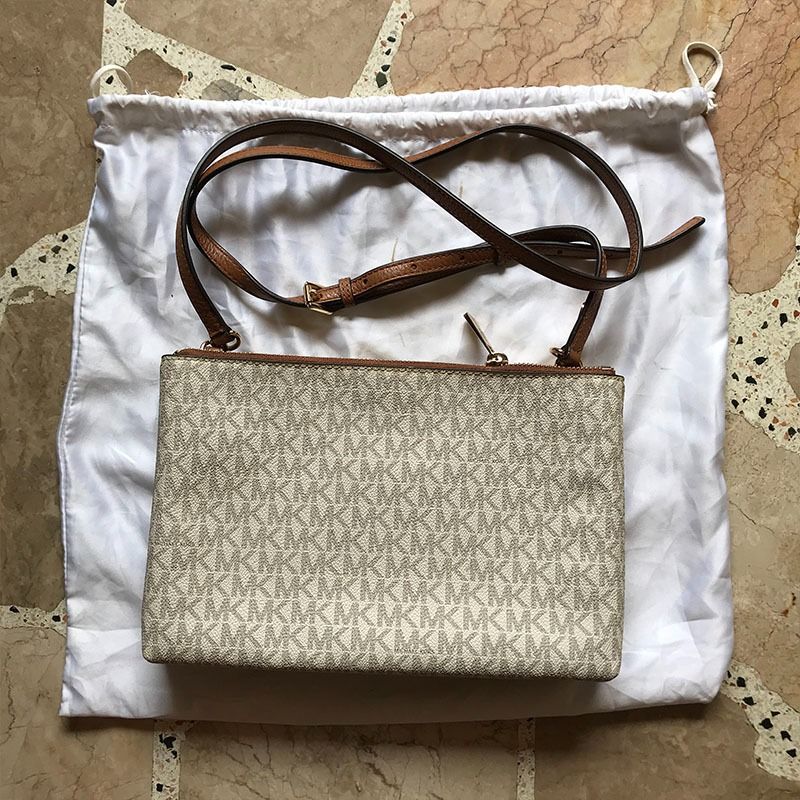 Michael Kors DOME Crossbody, Luxury, Bags & Wallets on Carousell