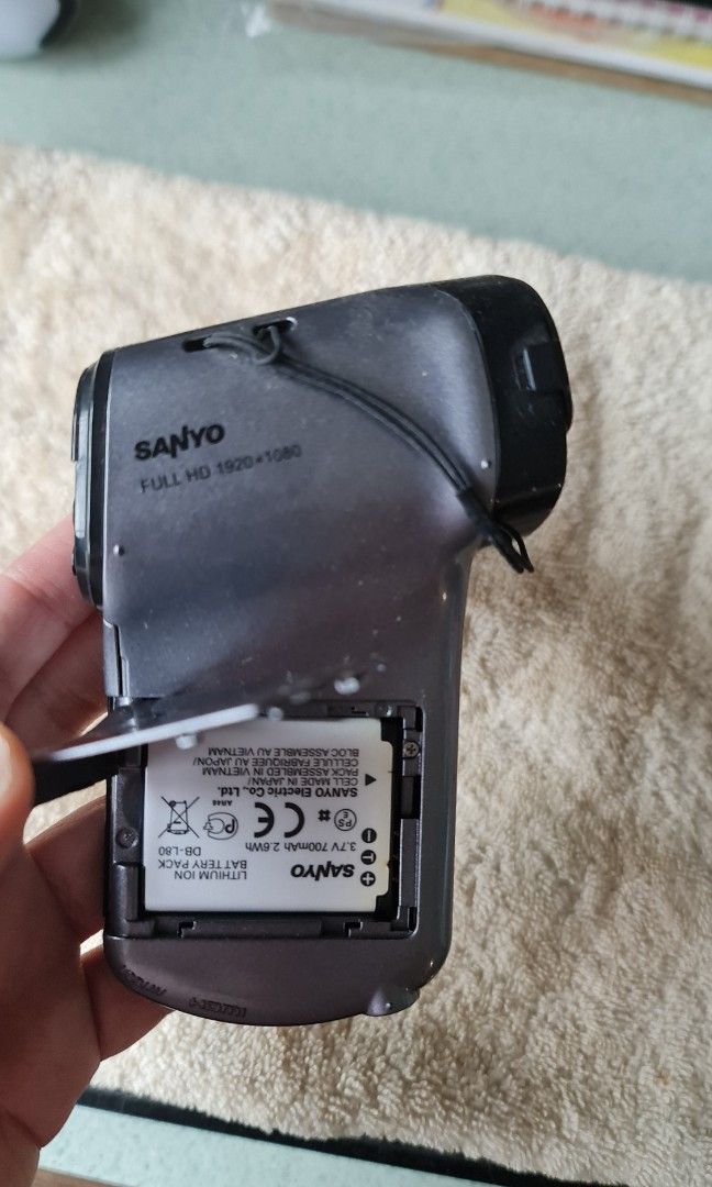 Sanyo Video camera, Photography, Video Cameras on Carousell