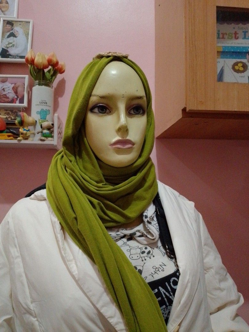 lilit hijab