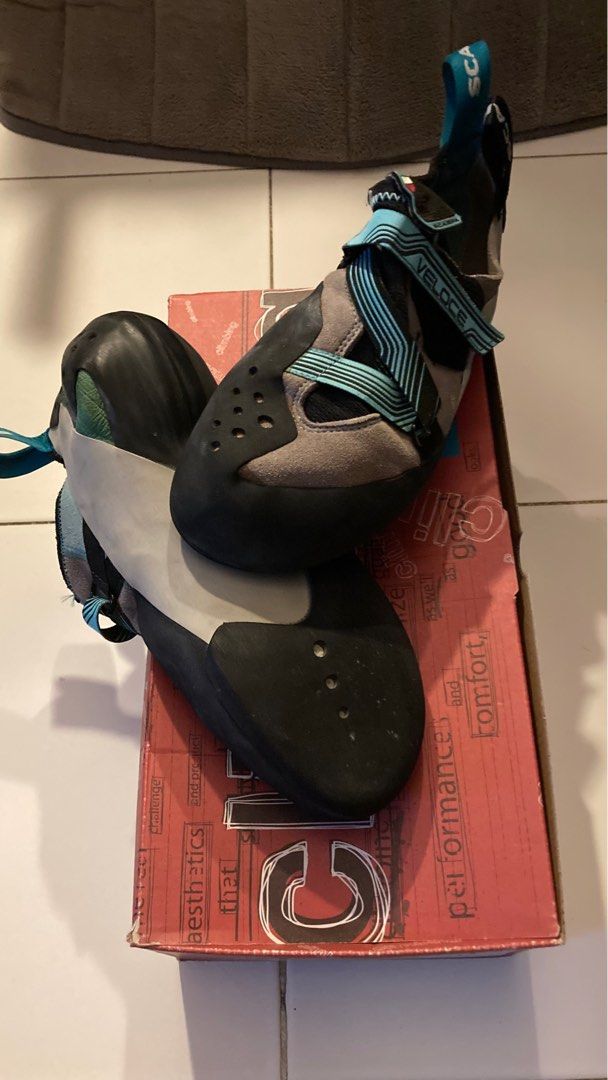 Scarpa Veloce Women's Climbing Shoe EU40, USM7.5, USW8.5, Sports