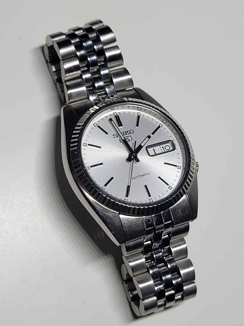 Seiko SNXJ89 (SeikoJust), Luxury, Watches on Carousell