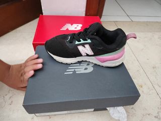 (Kategori: ) berada di . Dikirim oleh melzstuff (ID iklan 1211261307, Gambar 1). Deskripsi: .